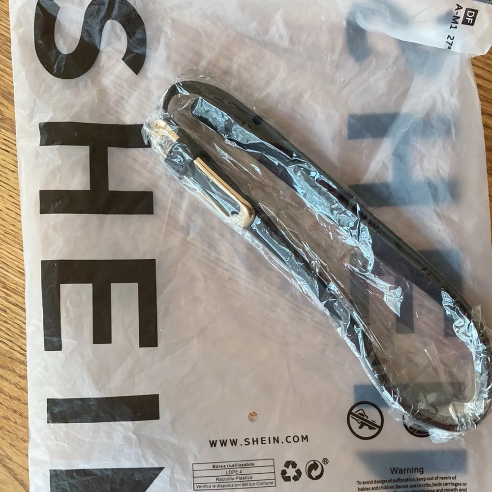 Colorblock Belted Dress - Picture 8 of 10